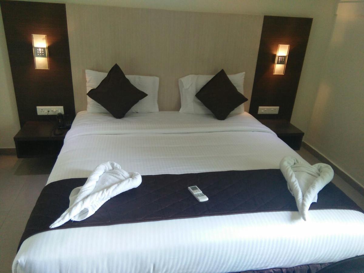 Hotel Tiruchendur Mani Iyer Palni Extérieur photo