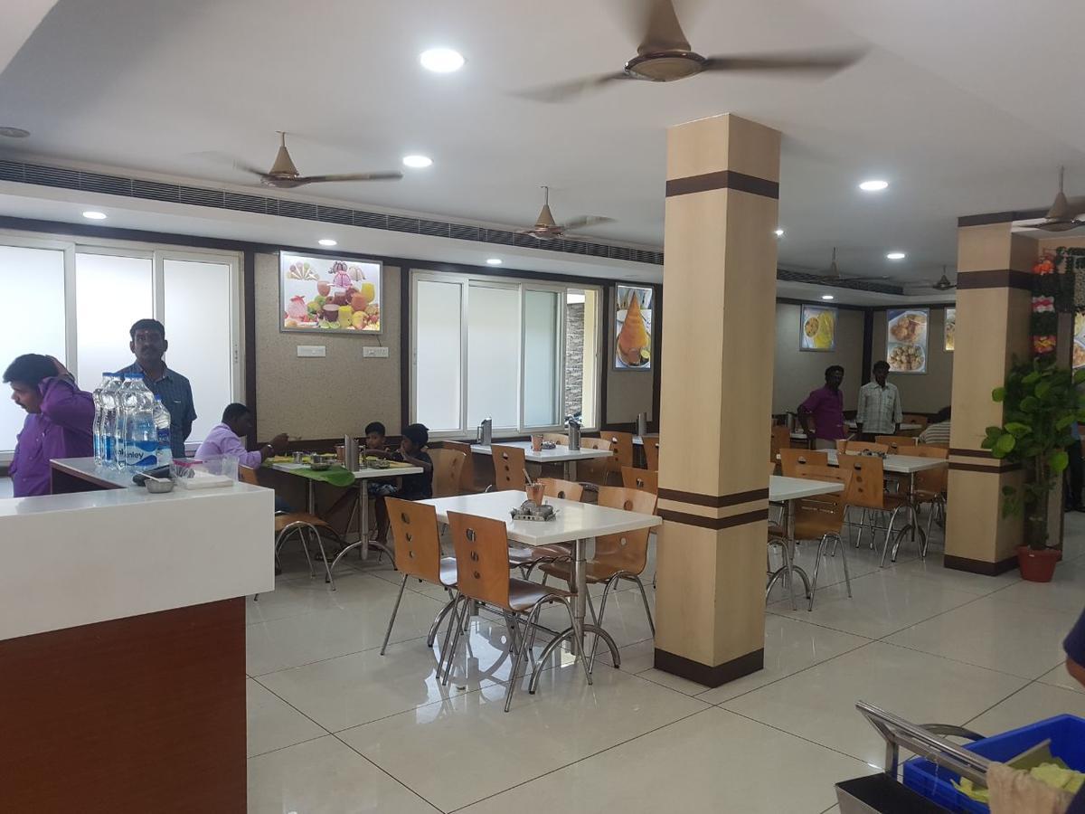 Hotel Tiruchendur Mani Iyer Palni Extérieur photo