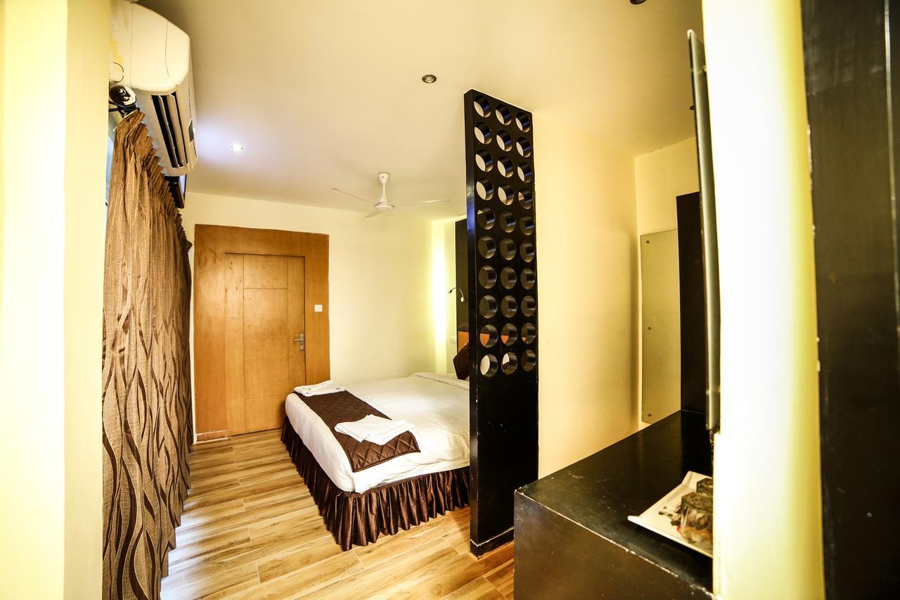 Hotel Tiruchendur Mani Iyer Palni Extérieur photo